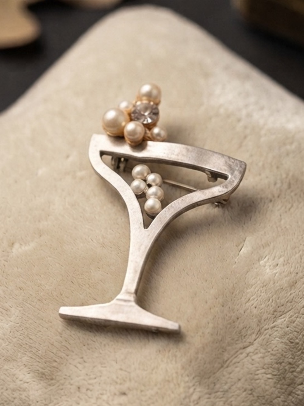 Vintage Pearls & Rhinestone Cocktail Glass Brooch